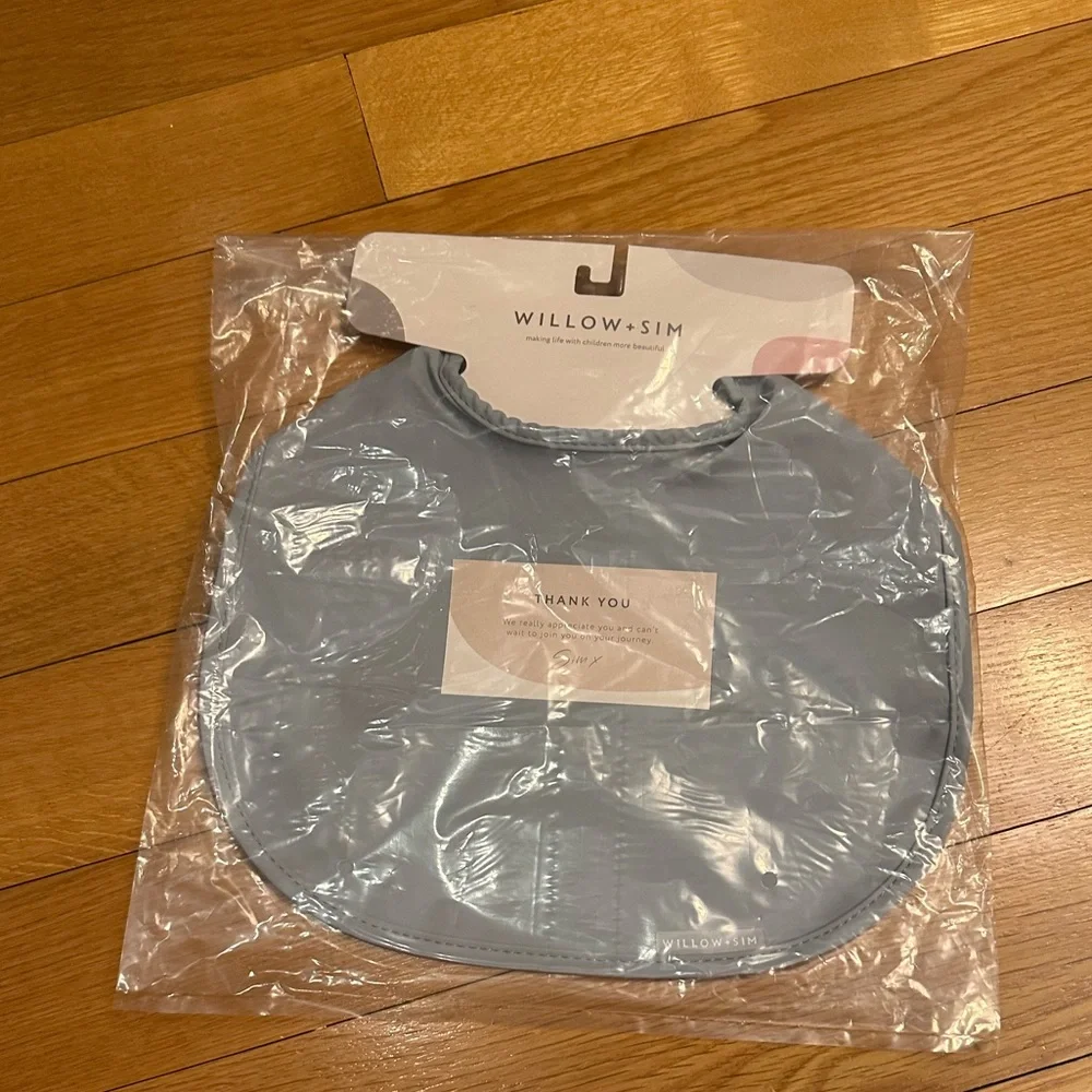 Willow + Sim Waterproof Baby Bib